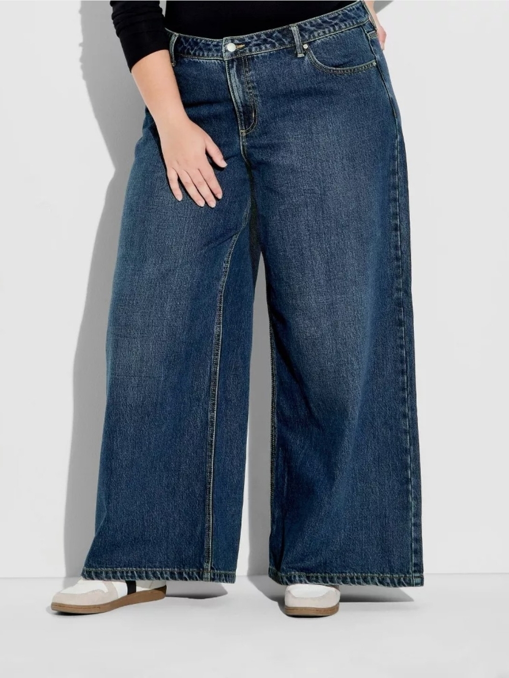 Women's Mid-Rise Ultra Wide Leg Baggy Jeans - Wild Fable